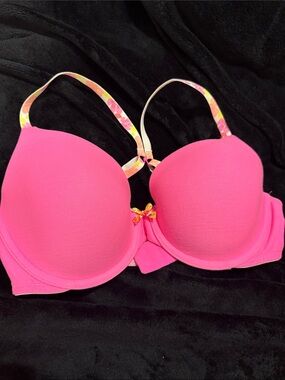 Victoria's Secret T-Shirt Uplift Semi-Demi Bra Hot Pink Floral Straps 36C NWOT